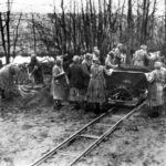 Donne al lavoro nel campo di Ravensbruck (Bundesarchiv)